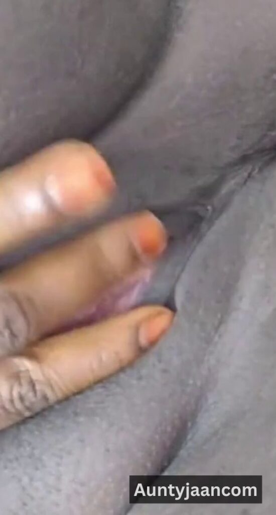 tamil aunty live nude