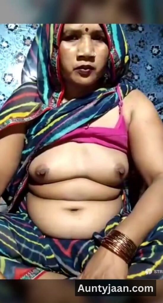 desi aunty shaking boobs