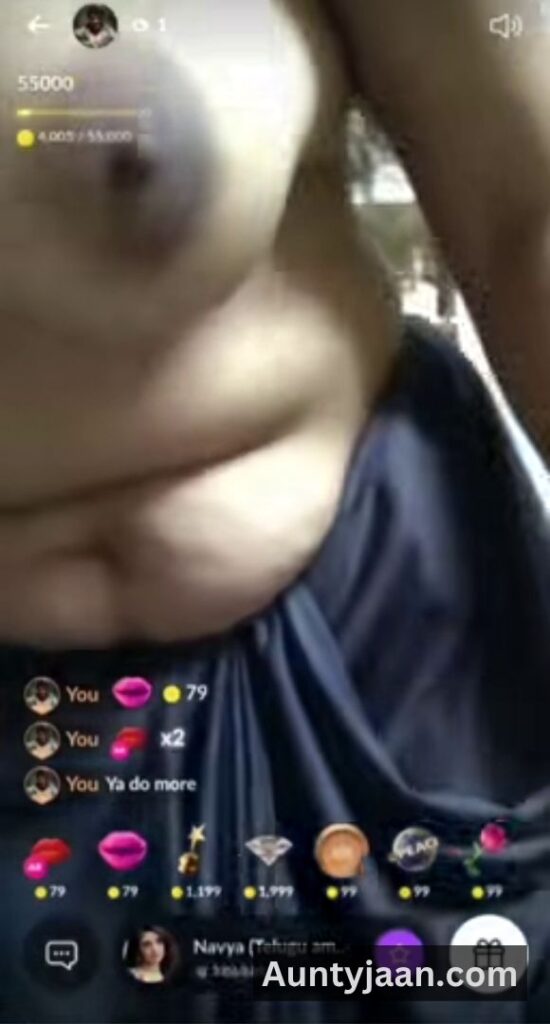 aunty boobs nude
