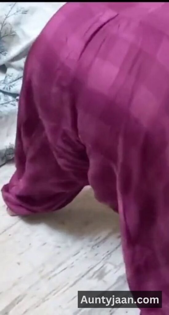aunty ki chut aur gand maari