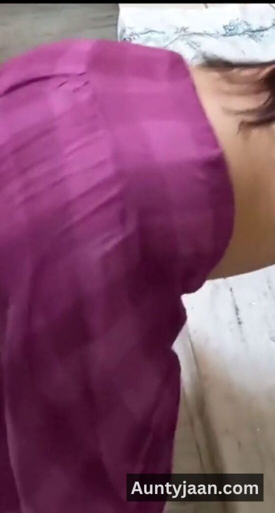 aunty ki chut aur gand maari