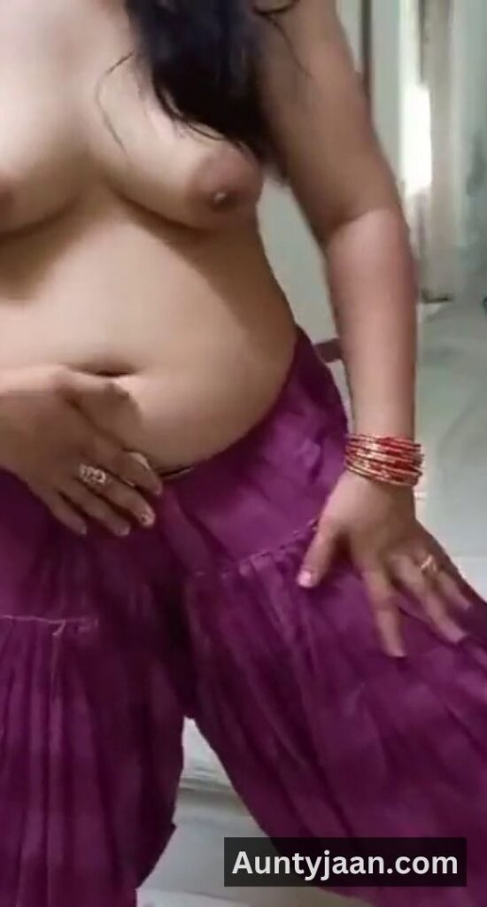 aunty ki chut aur gand maari