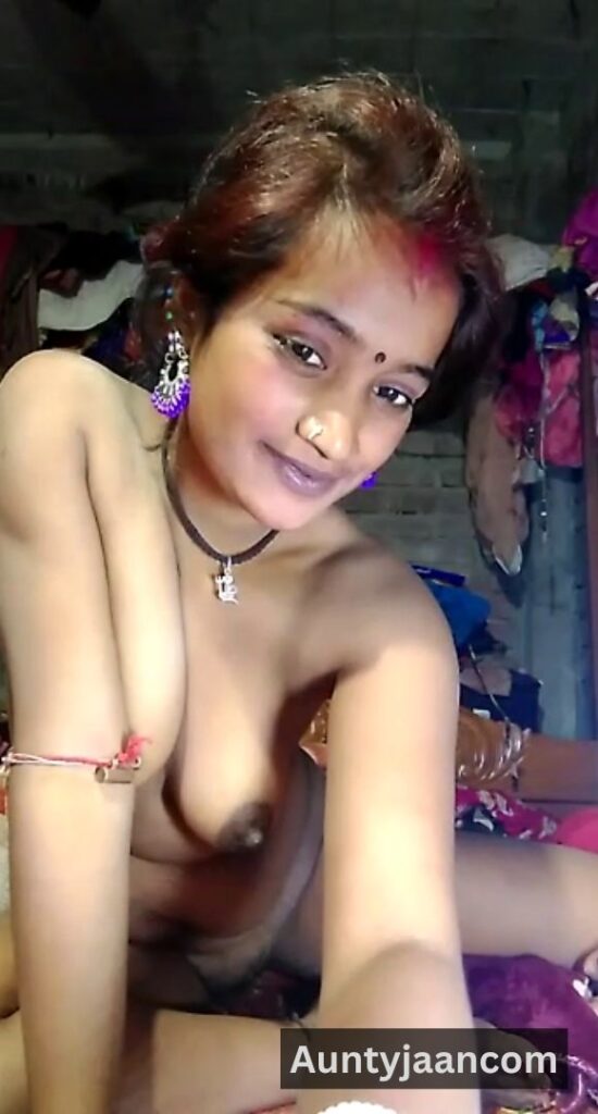 bihari slim aunty nude