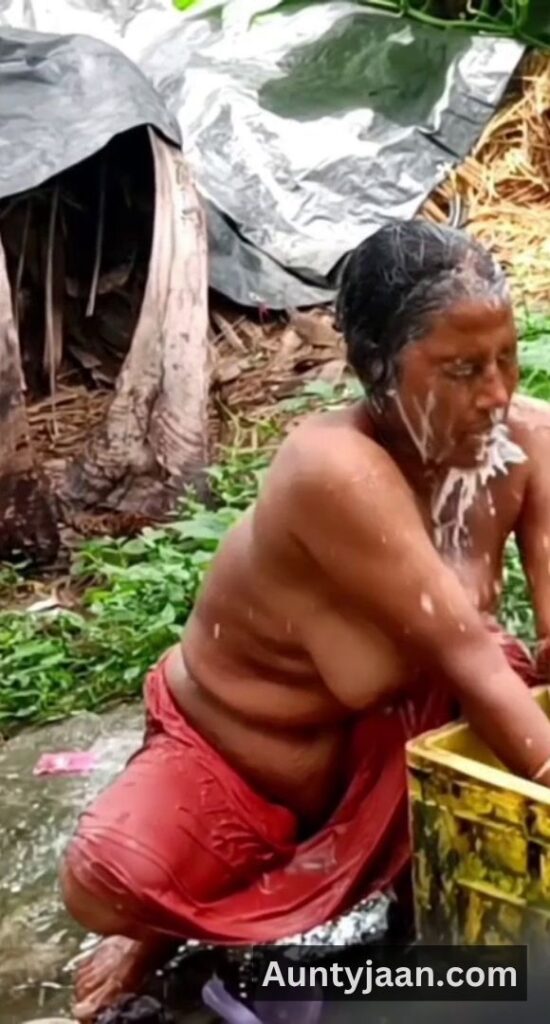desi outdoor bath hidden cam