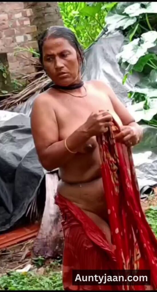 desi outdoor bath hidden cam