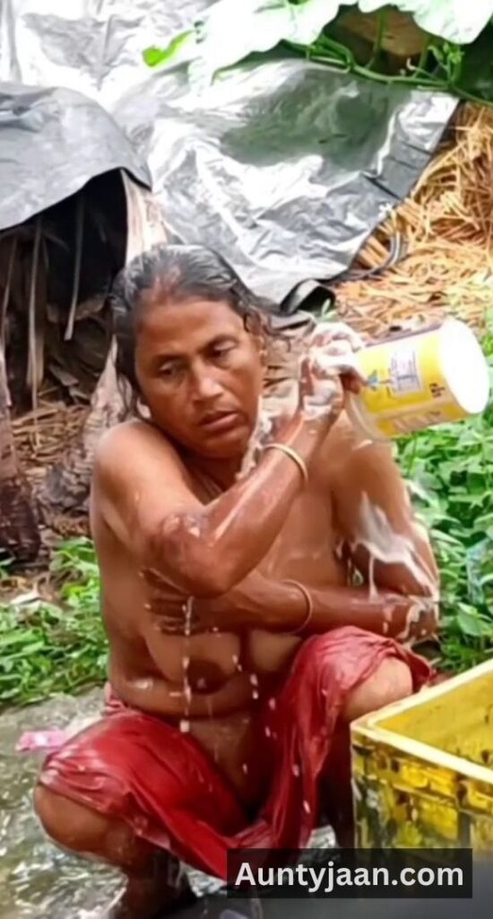 desi outdoor bath hidden cam