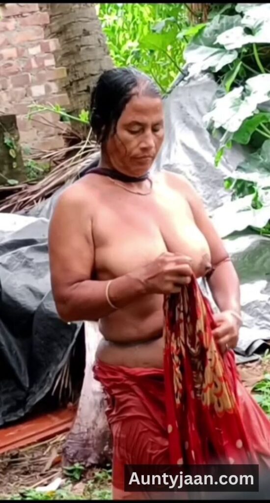 desi outdoor bath hidden cam