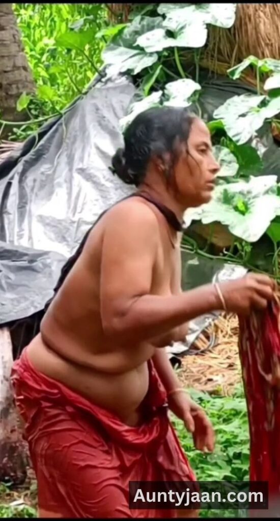 desi outdoor bath hidden cam