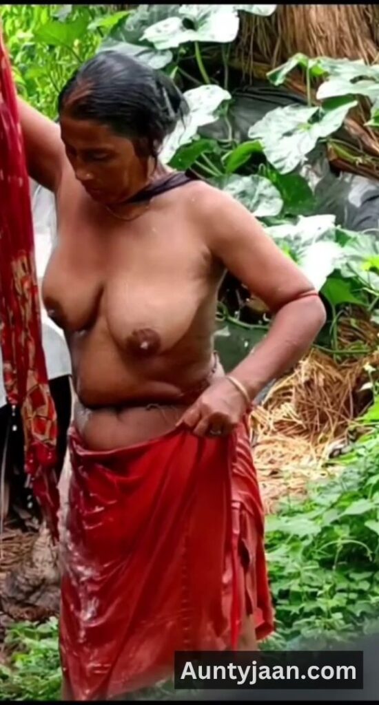 desi outdoor bath hidden cam