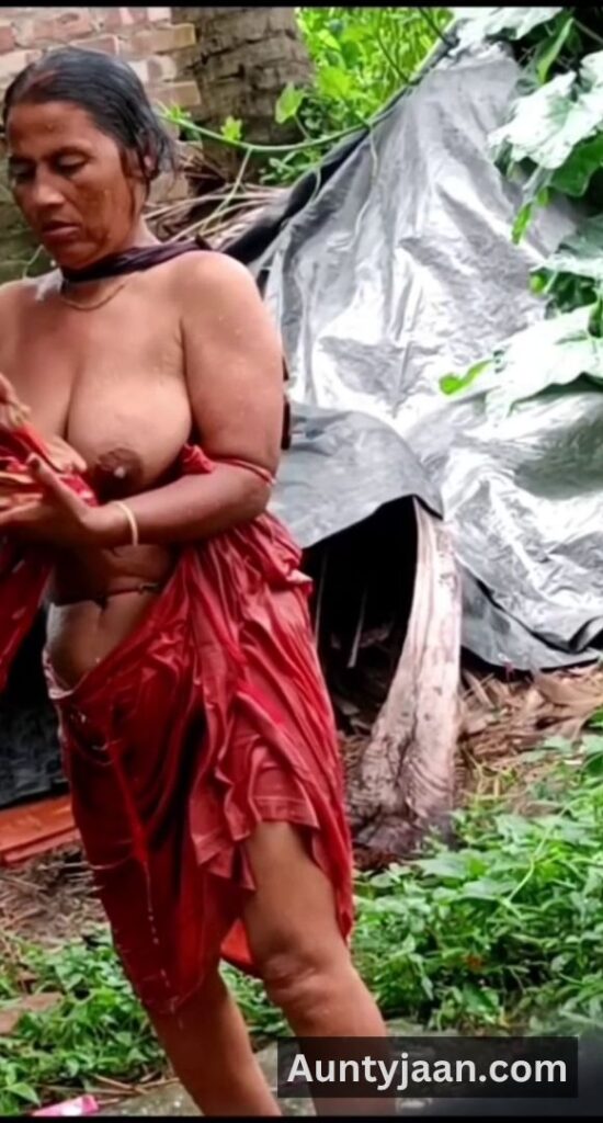 desi outdoor bath hidden cam