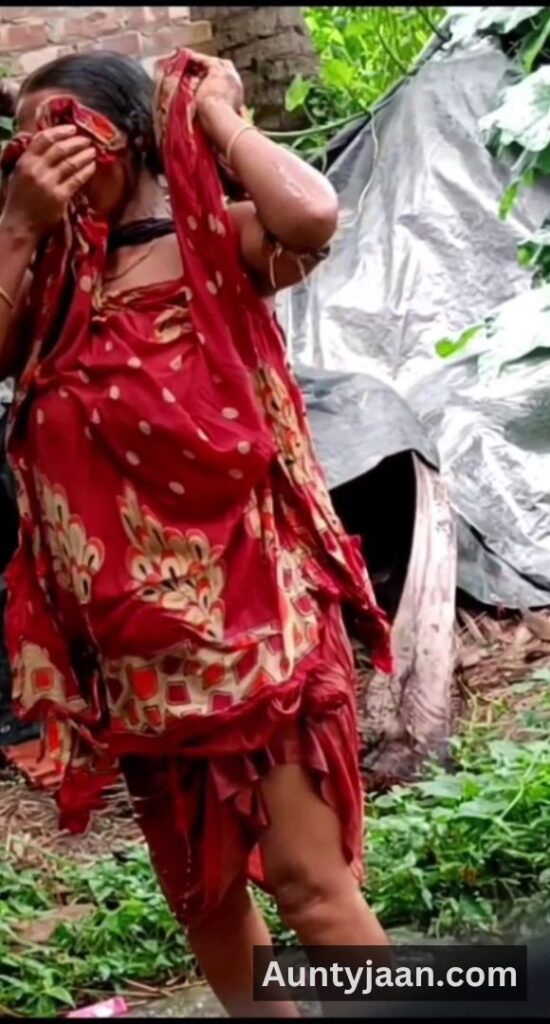 desi outdoor bath hidden cam