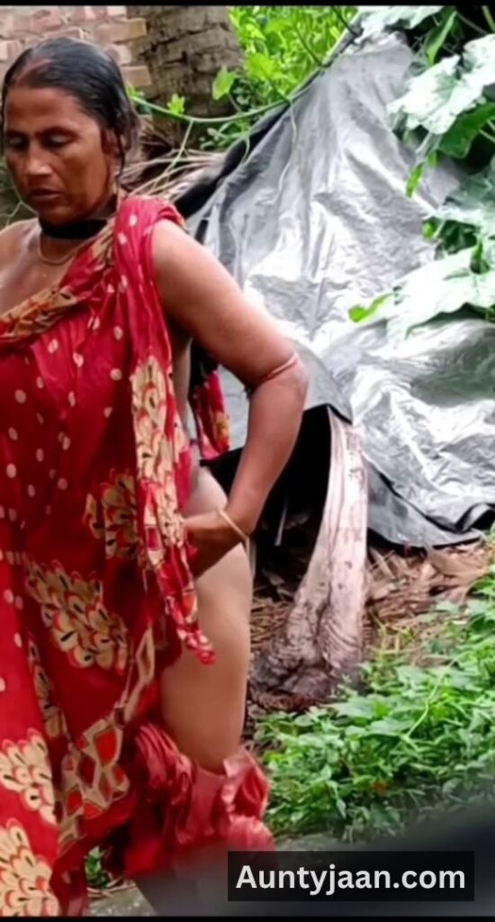desi outdoor bath hidden cam