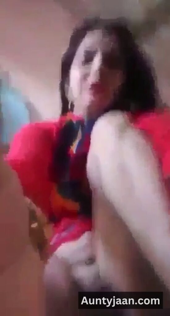 pakistani muslim aunty fingering