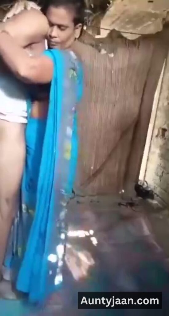 desi village aunty sex