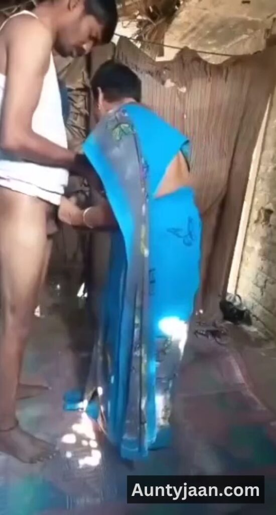 desi village aunty sex