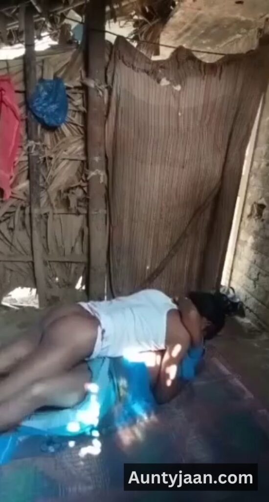 desi village aunty sex