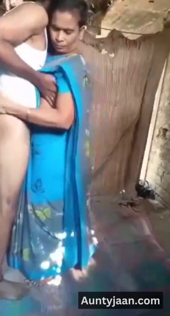desi village aunty sex