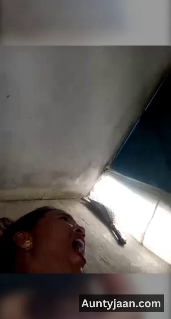 hot aunty boobs live