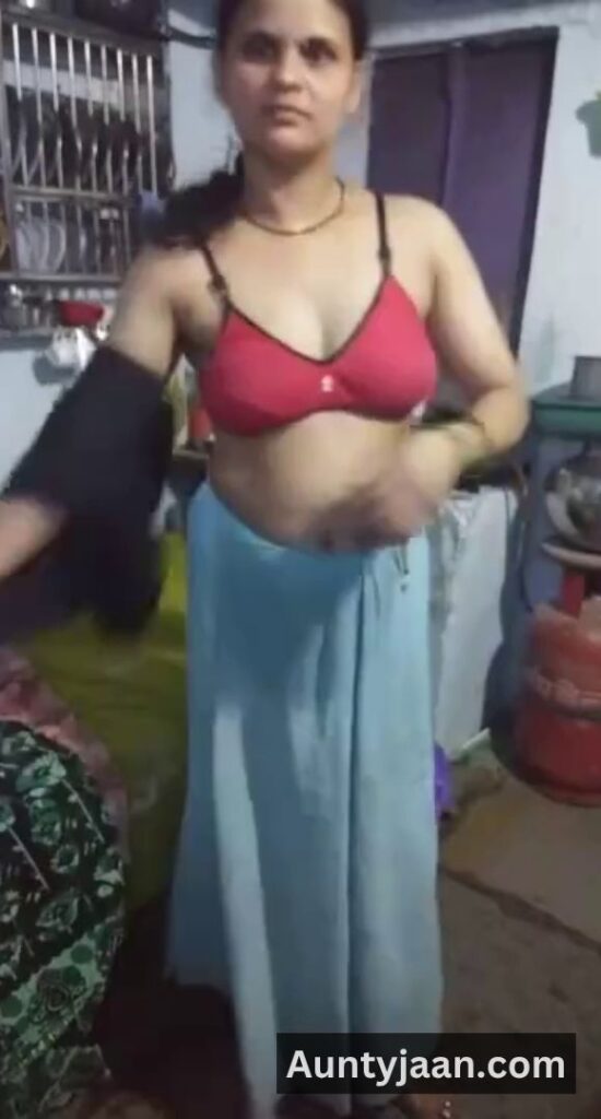 saree removing xxx