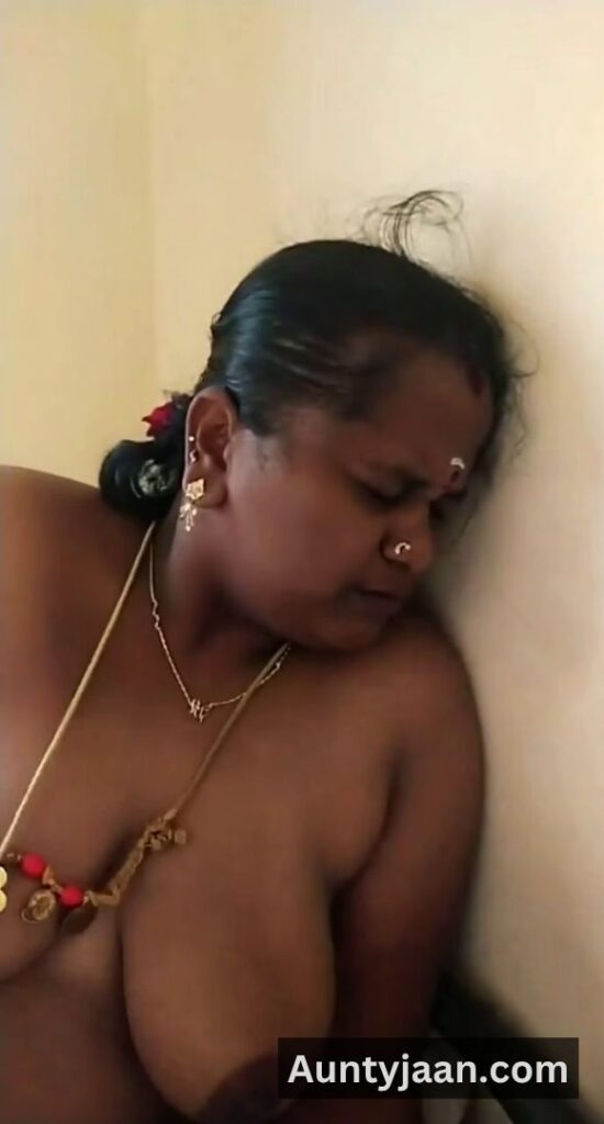 tamil aunty boobs sex