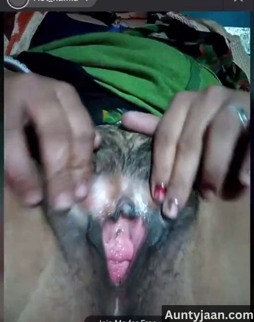 live aunty ka bhosda