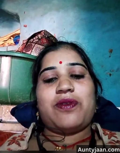 live aunty ka bhosda