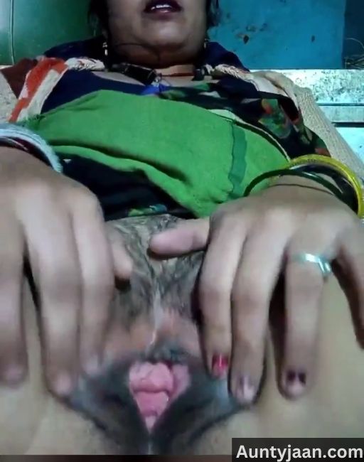 live aunty ka bhosda