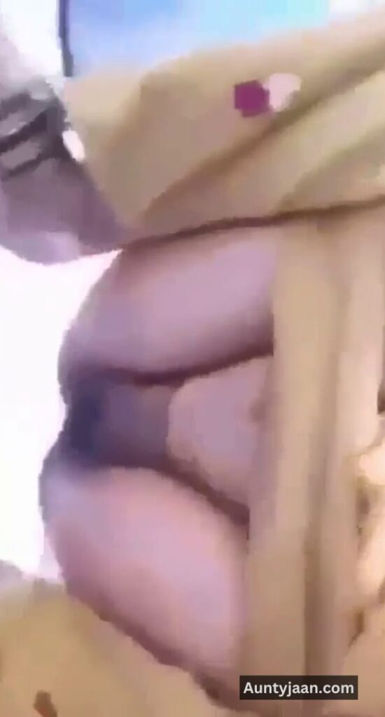 wife showing nudes