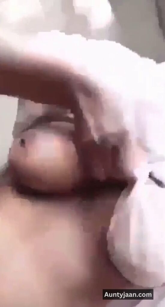 wife showing nudes