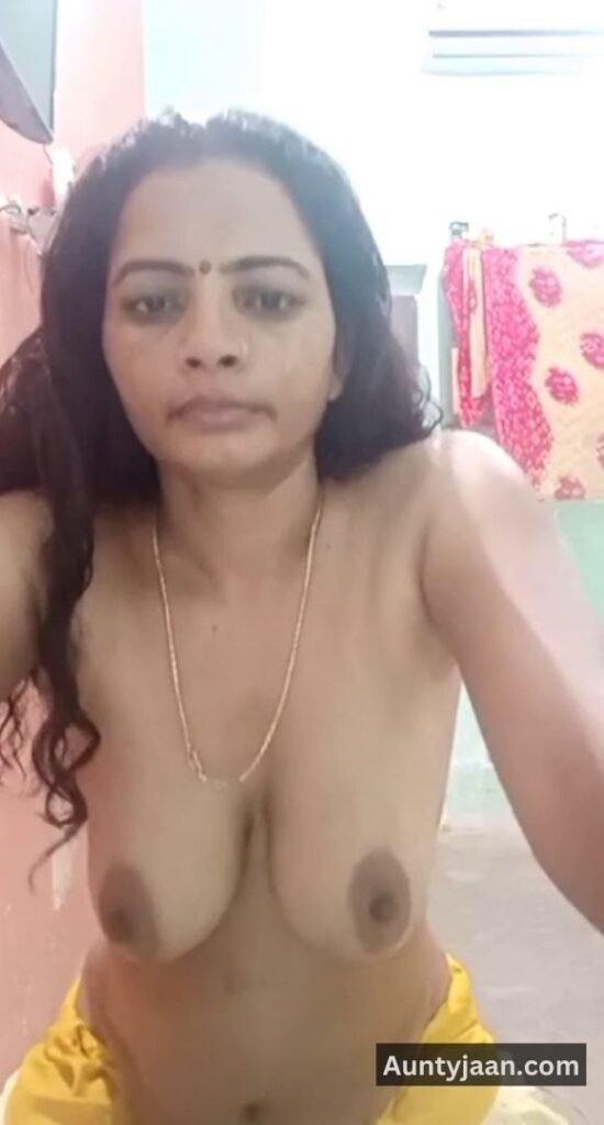 aunty nude video