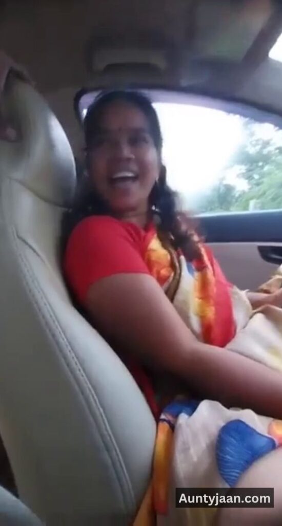 aunty car sex video