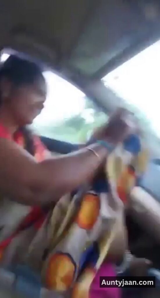 aunty car sex video