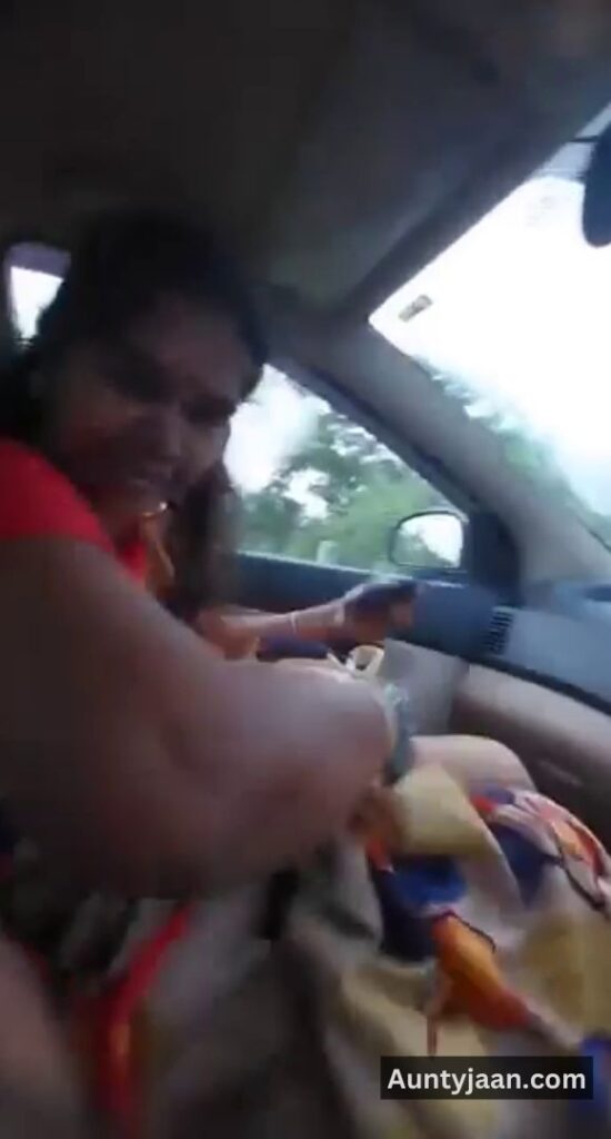 aunty car sex video