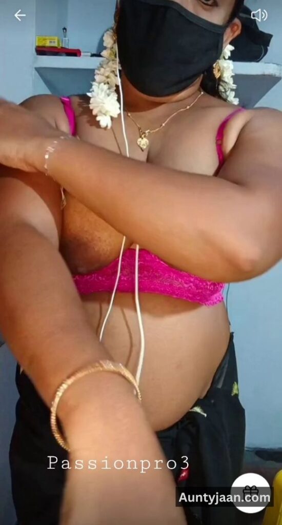 aunty live sex video