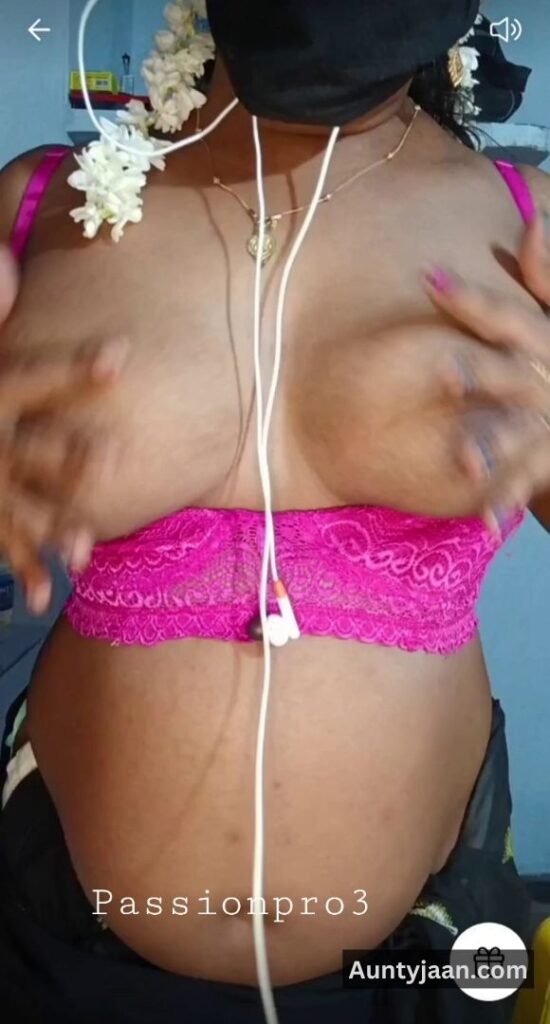 aunty live sex video