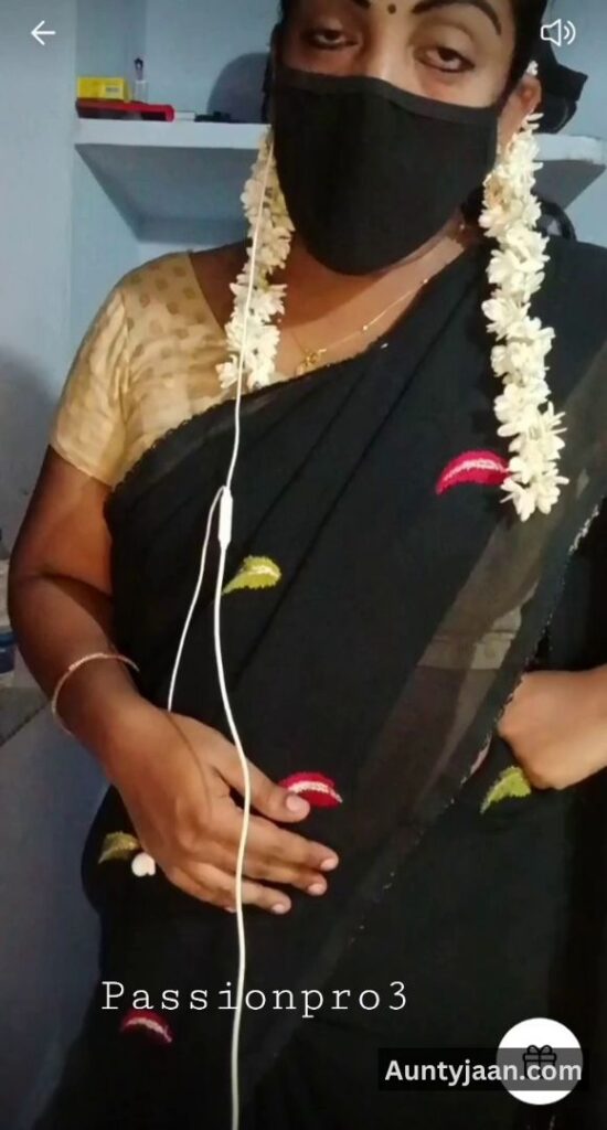 aunty live sex video