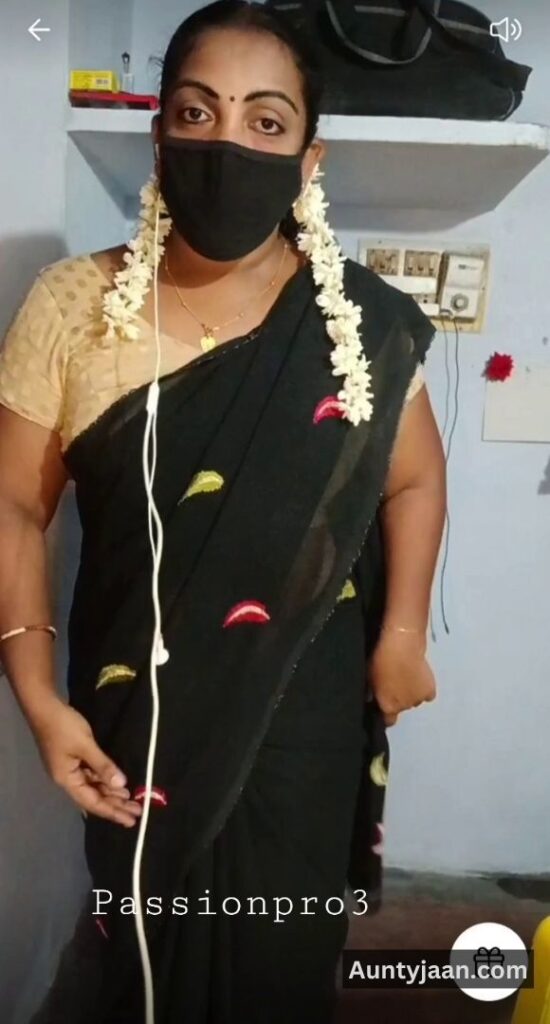 aunty live sex video