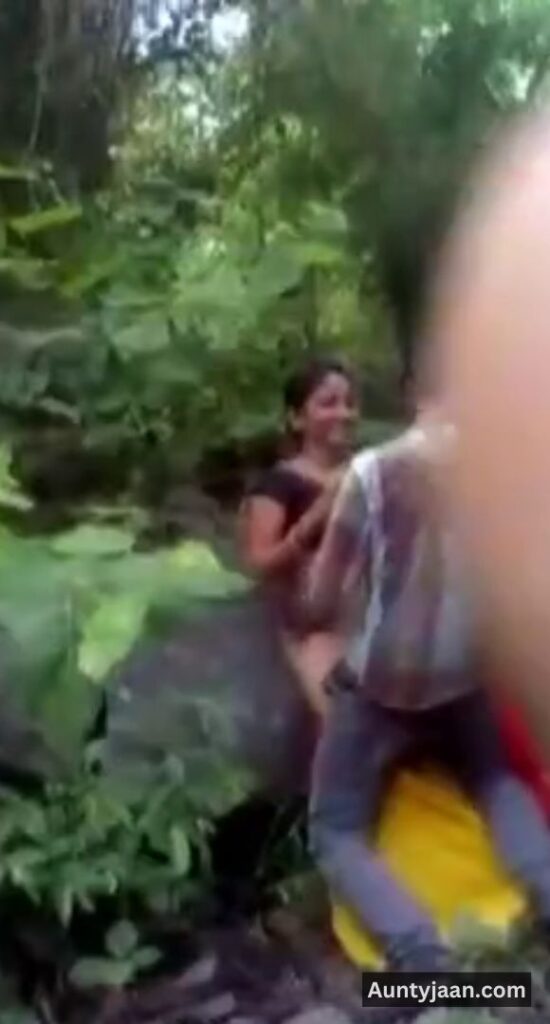 desi bhabhi outdoor sex