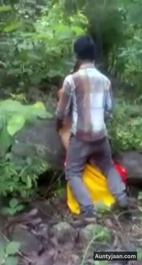 desi bhabhi outdoor sex