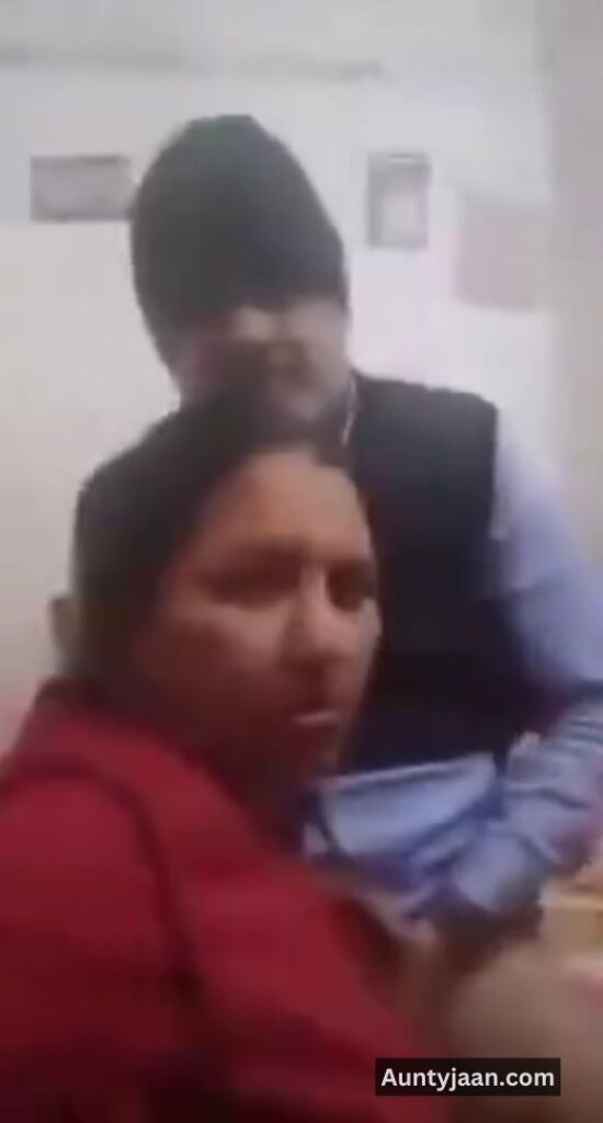 randi aunty sex with old man