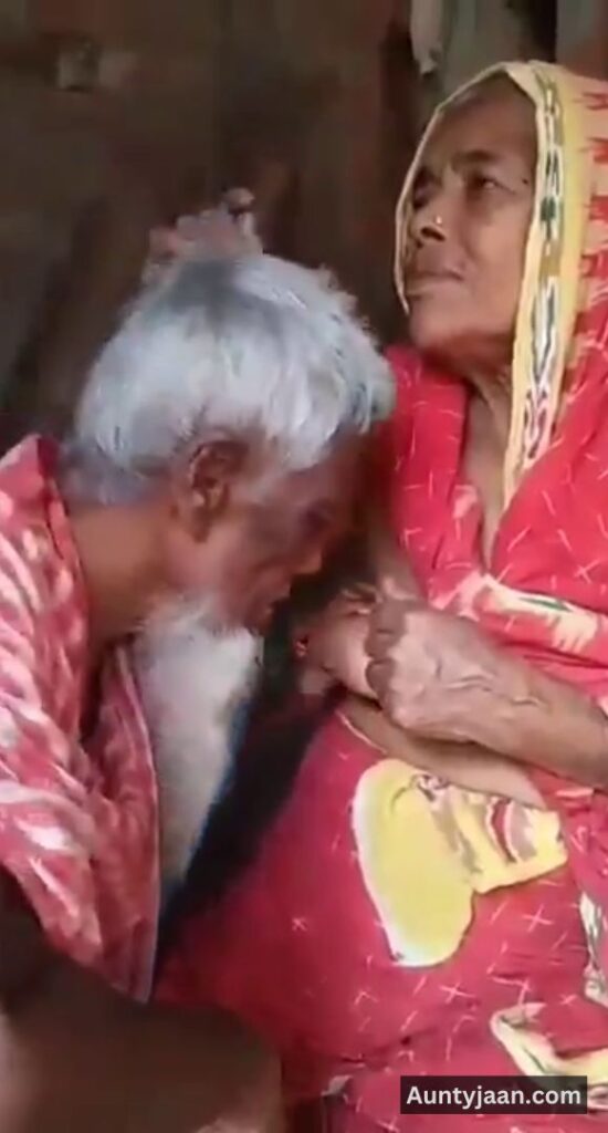 sex video old aunty