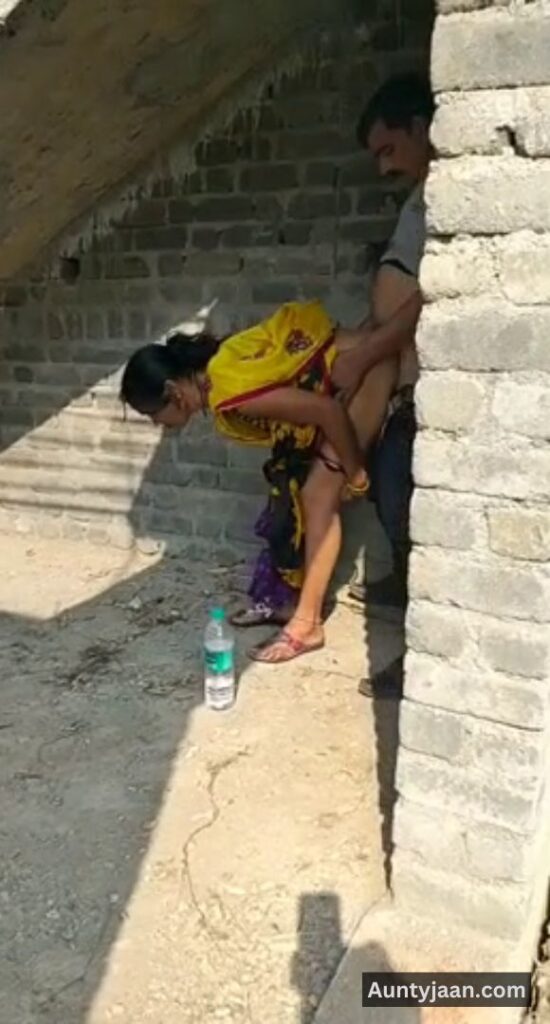 tamil aunty caught sex