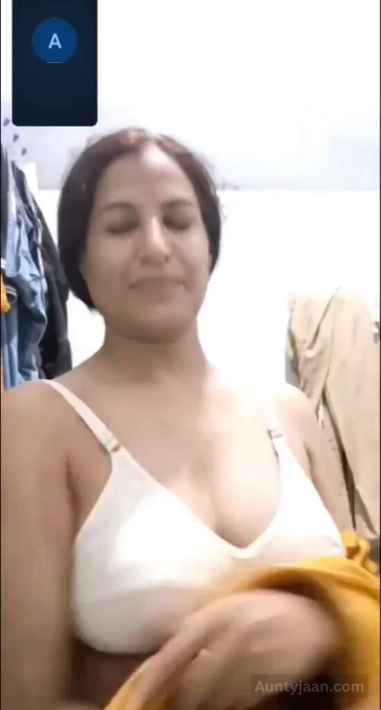 desi aunty video call nude