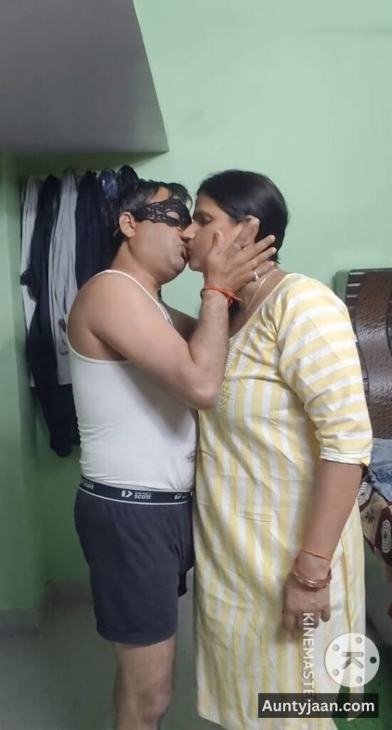 lustykajolbhabhi sex