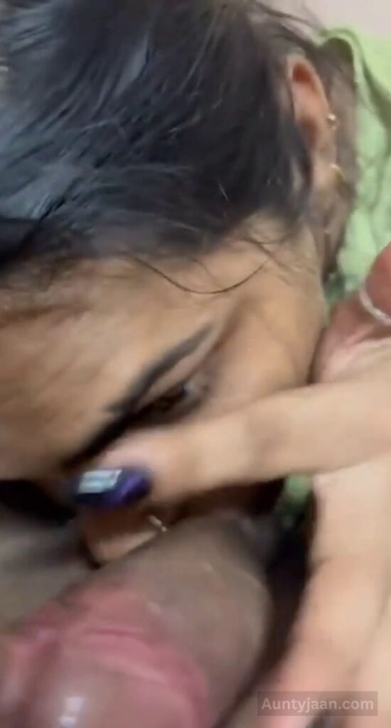 desi indian aunty blowjob