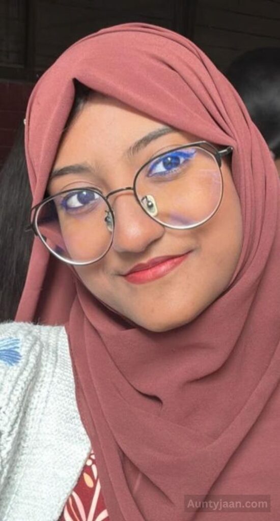 hijabi girl naked boobs