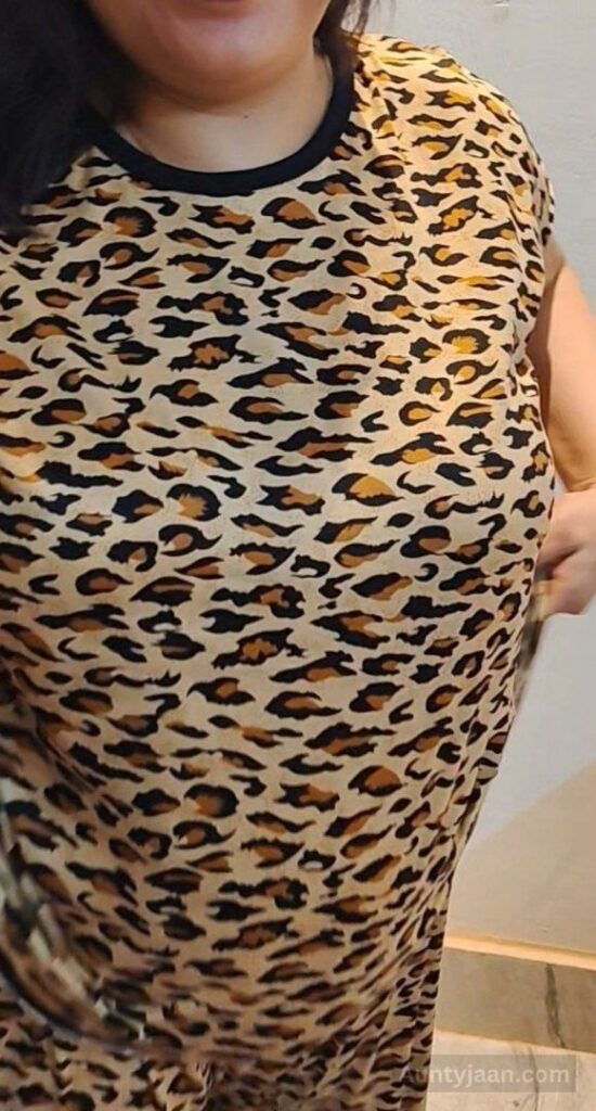 desi aunty nude pics