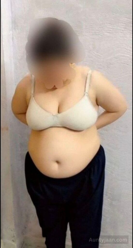 desi aunty nude pics