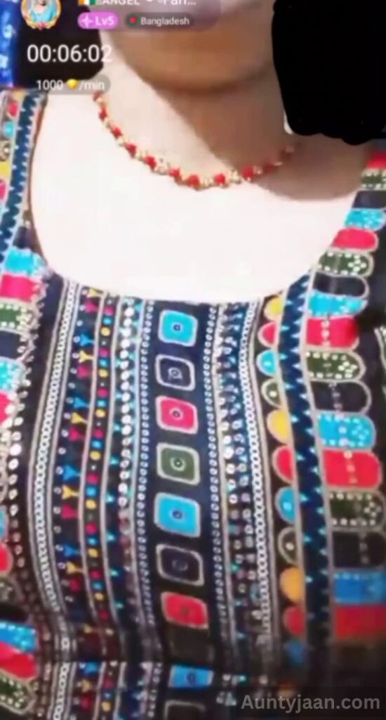 fariha desi girl boobs nude show