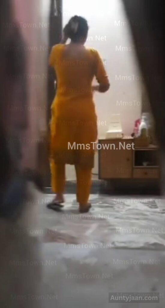 mom change clothes xxx